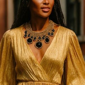 Elegant Gold and Black Statement Necklace by izoa